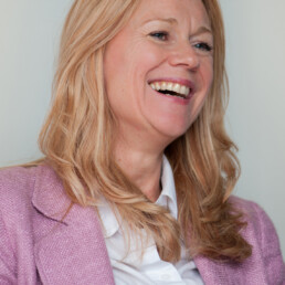 corportate-headshots-photographer-west-sussex